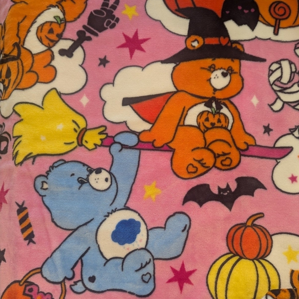 Care Bears Halloween Blanket 🎃 - Picture 3 of 7